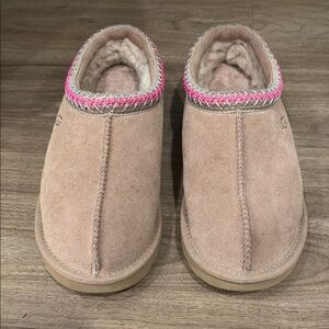 Ugg Tasman slippers size 10